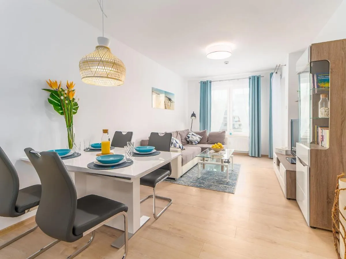 קולובז'ג Seashell Apartment 0*,  פולין